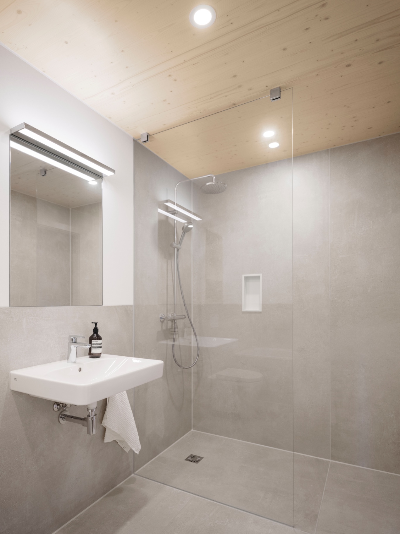 Badezimmer Weindorfer Straße 7